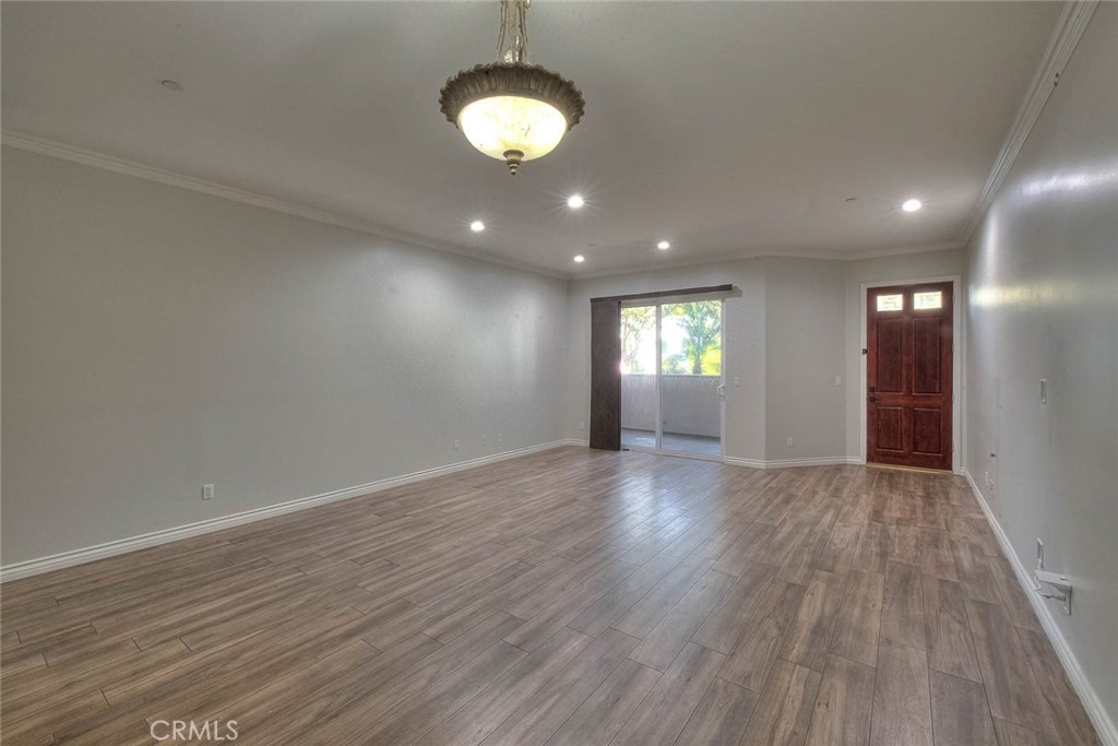 572 E San Jose Avenue 104 Property Photo 4