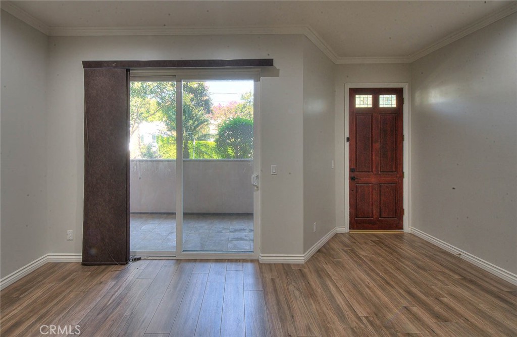 572 E San Jose Avenue 104 Property Photo 6