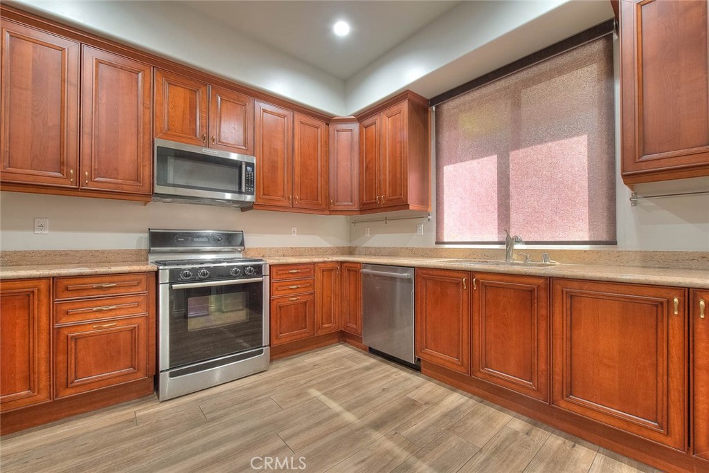 572 E San Jose Avenue 104 Property Photo 14