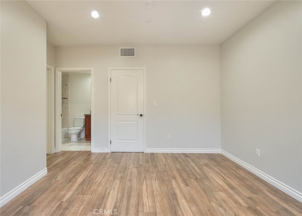 572 E San Jose Avenue 104 Property Photo 20