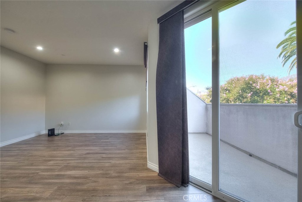 572 E San Jose Avenue 104 Property Photo 28