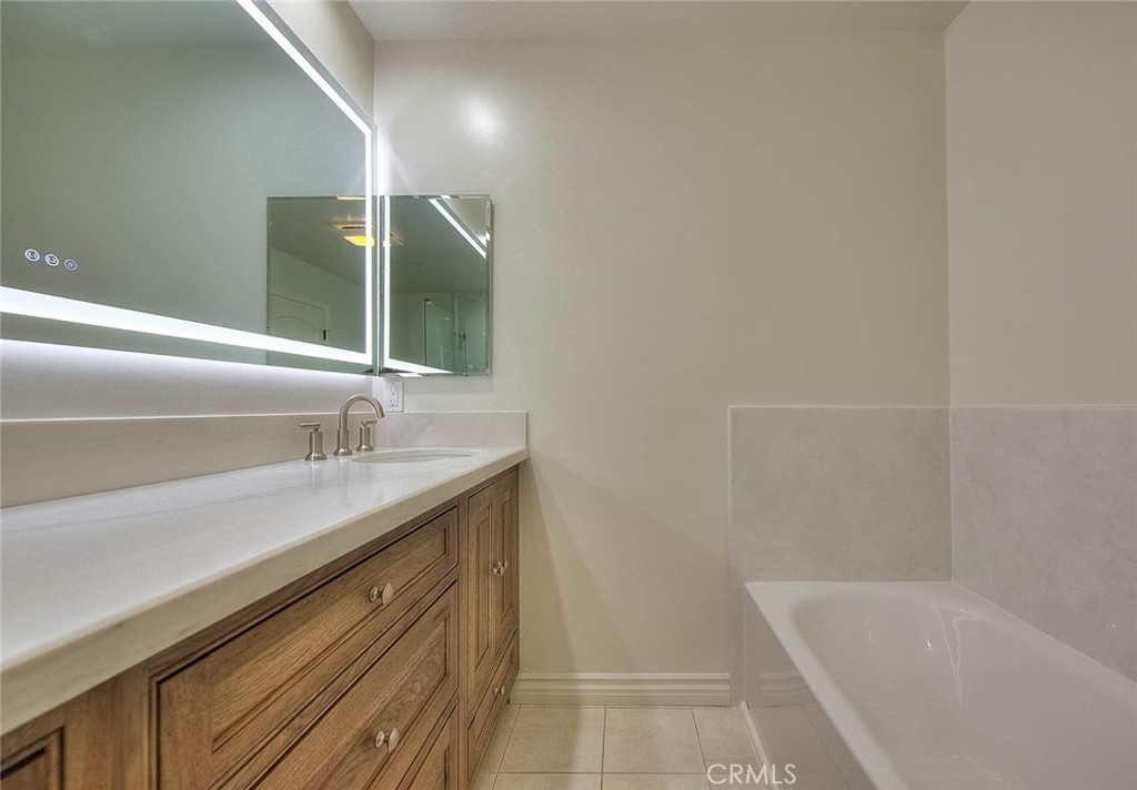 572 E San Jose Avenue 104 Property Photo 43