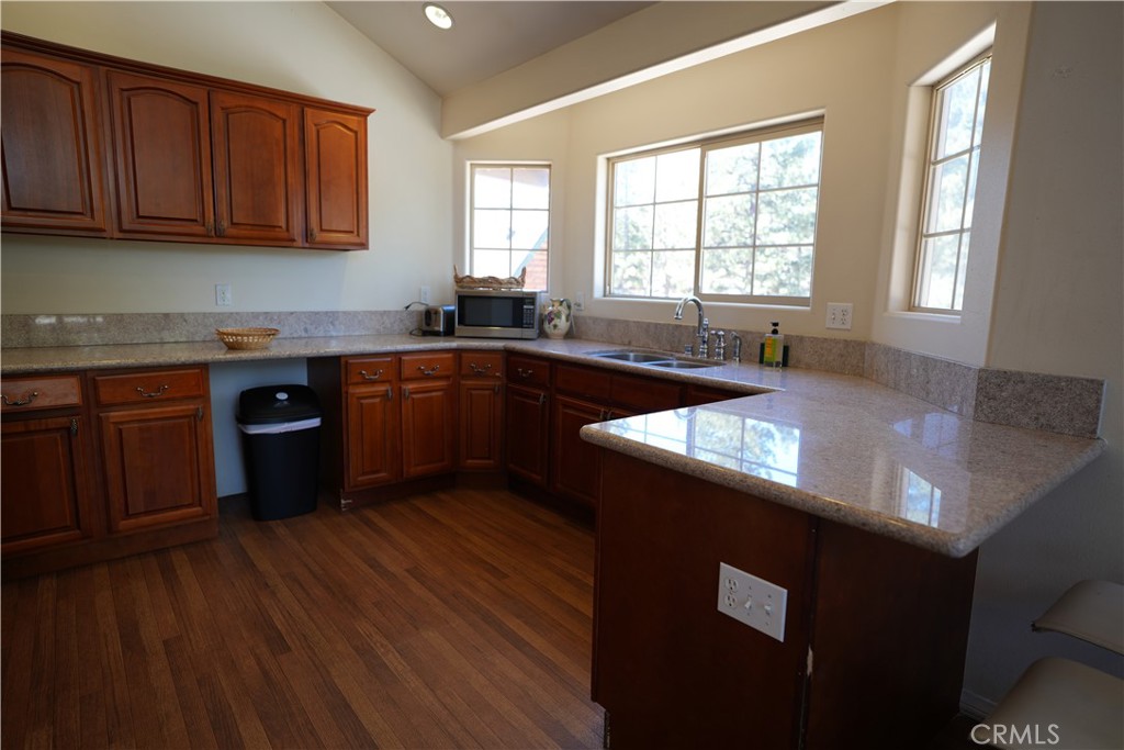 2104 2nd Lane Property Photo 10