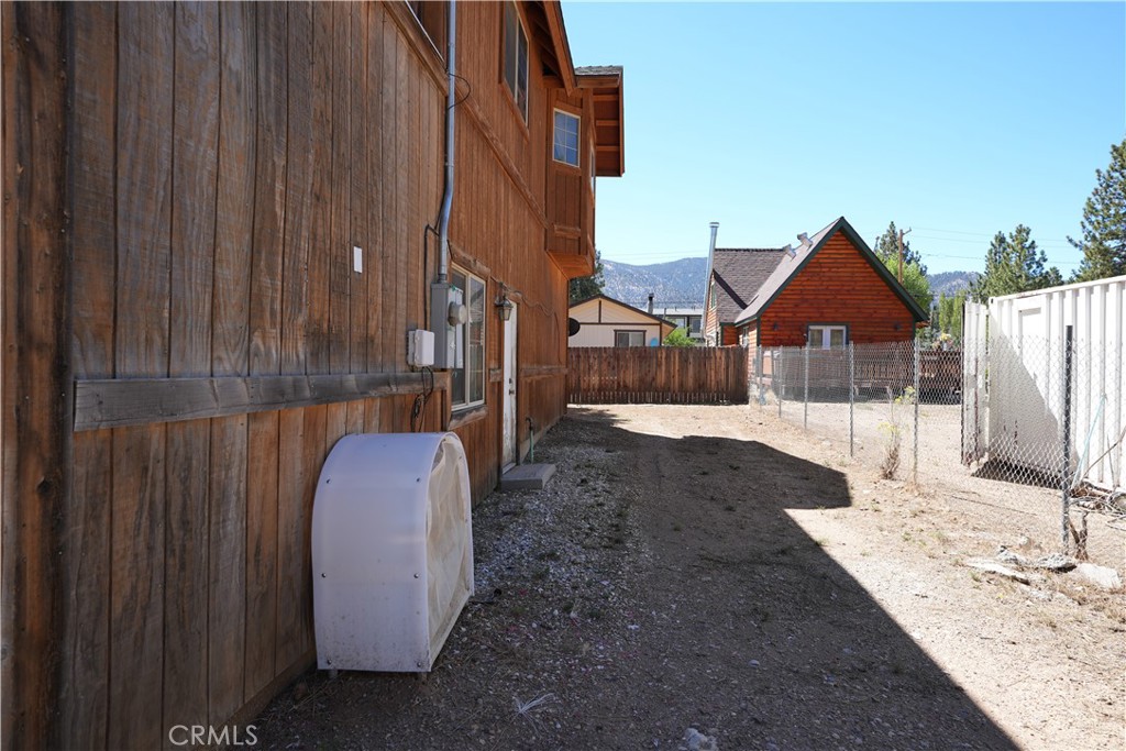 2104 2nd Lane Property Photo 31