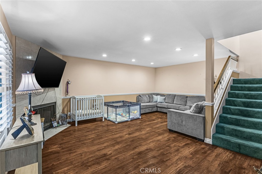 13850 Ramona Property Photo 3