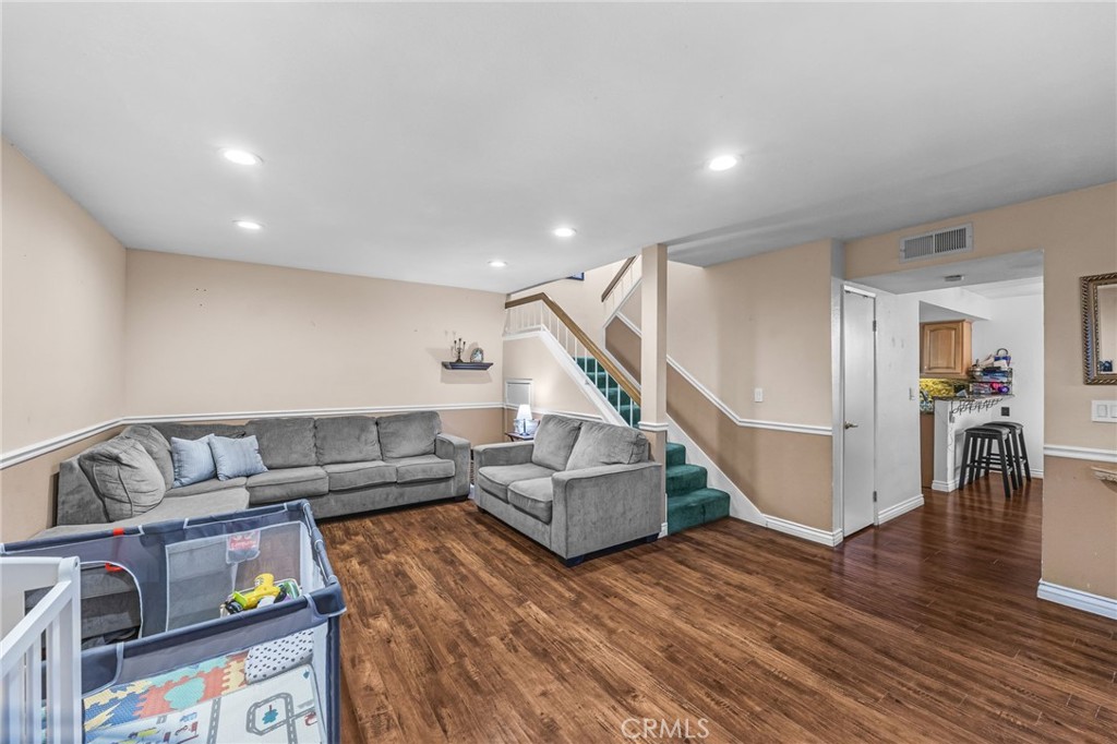 13850 Ramona Property Photo 5