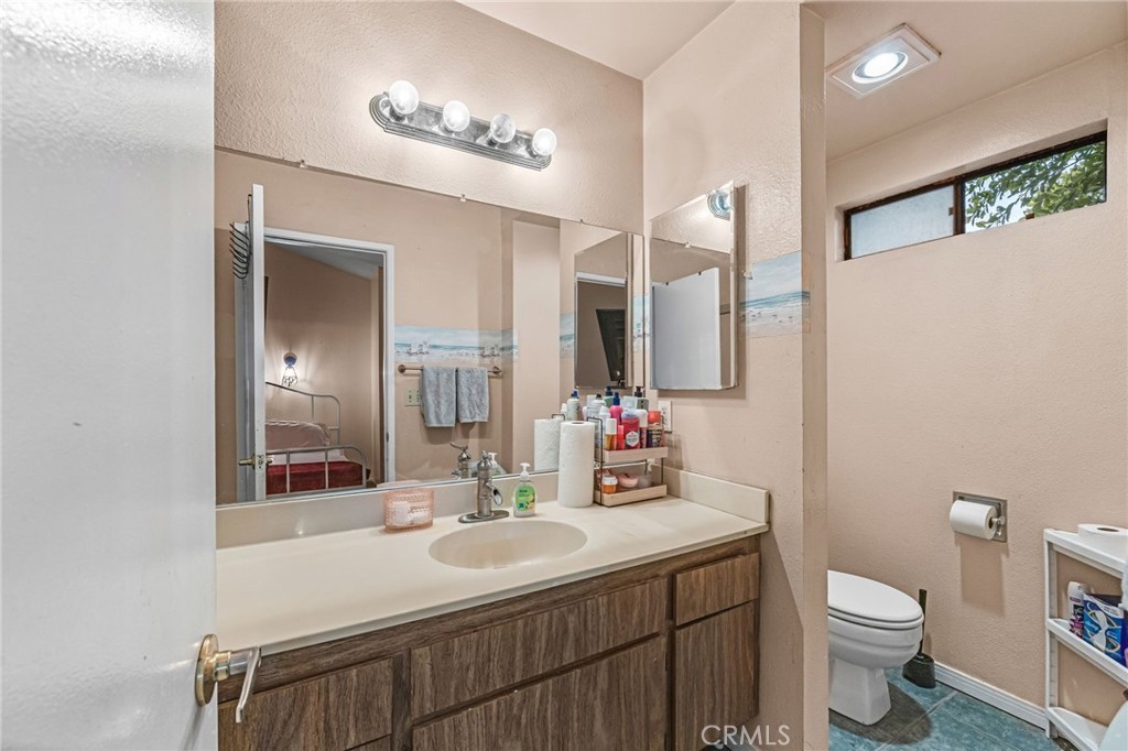 13850 Ramona Property Photo 16