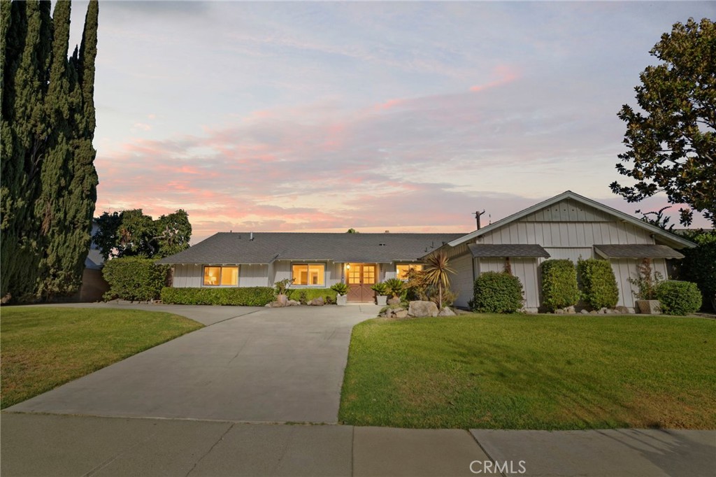 1338 N Albright Property Photo