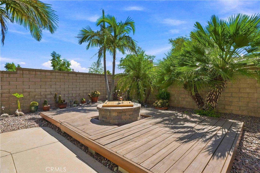 6111 Pine Cone Way Property Photo 24