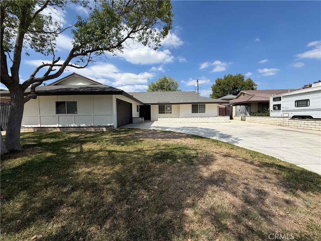 10961 Endicott Drive Property Photo 1