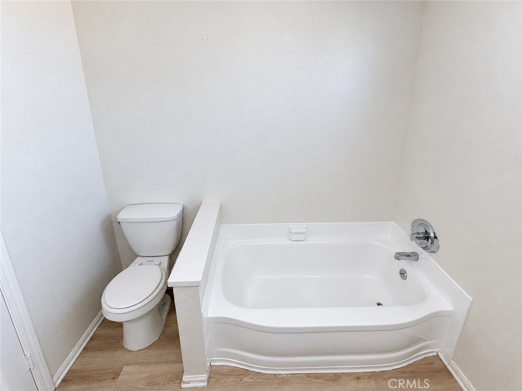 10961 Endicott Drive Property Photo 17