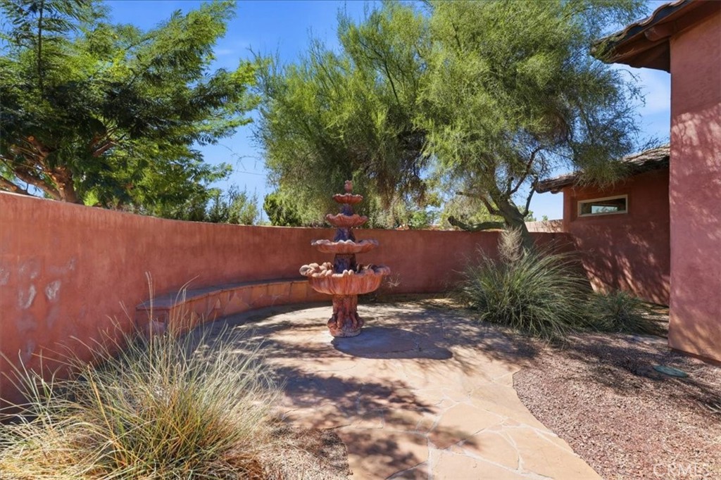7414 3rd Property Photo 6