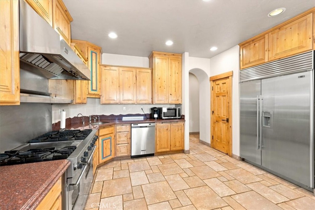 7414 3rd Property Photo 17