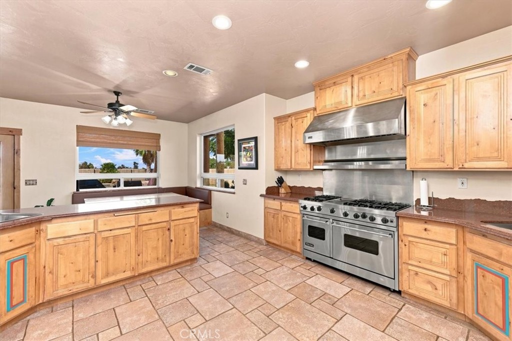 7414 3rd Property Photo 18