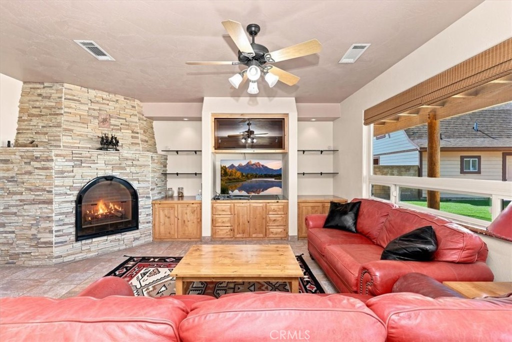 7414 3rd Property Photo 25