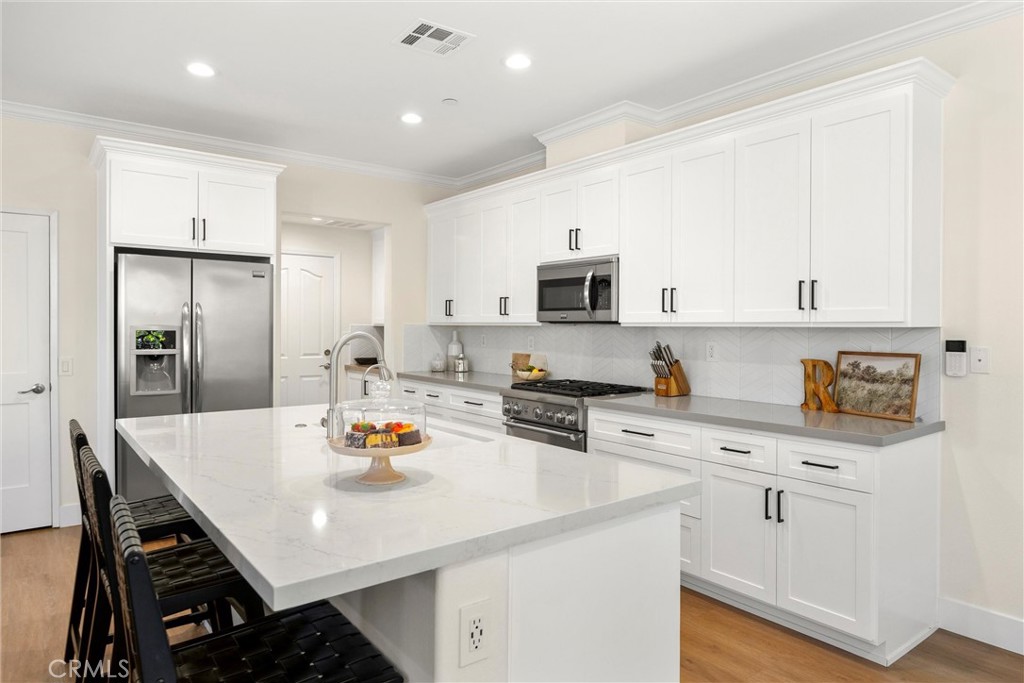 14339 Penn Foster Property Photo 1
