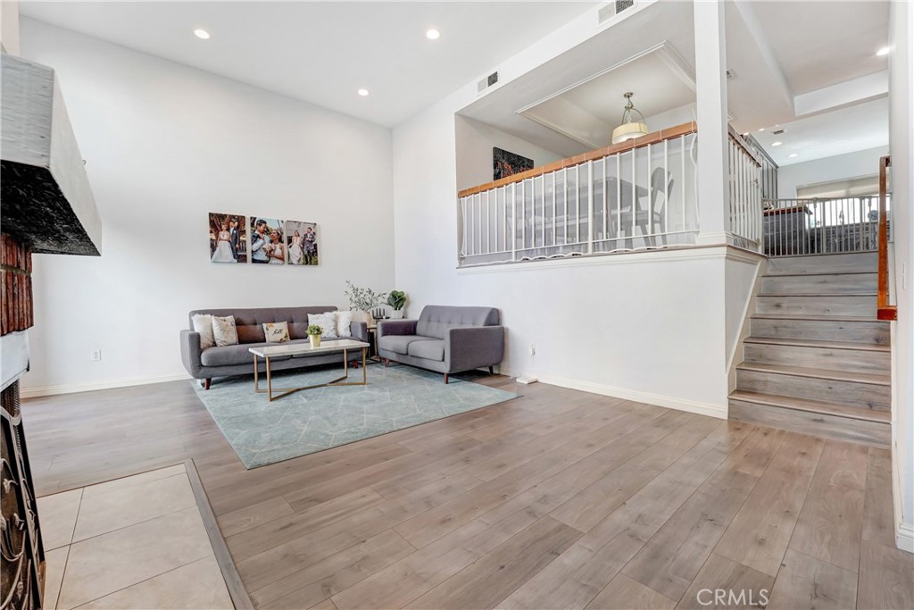 8593 Village Ln Property Photo 1