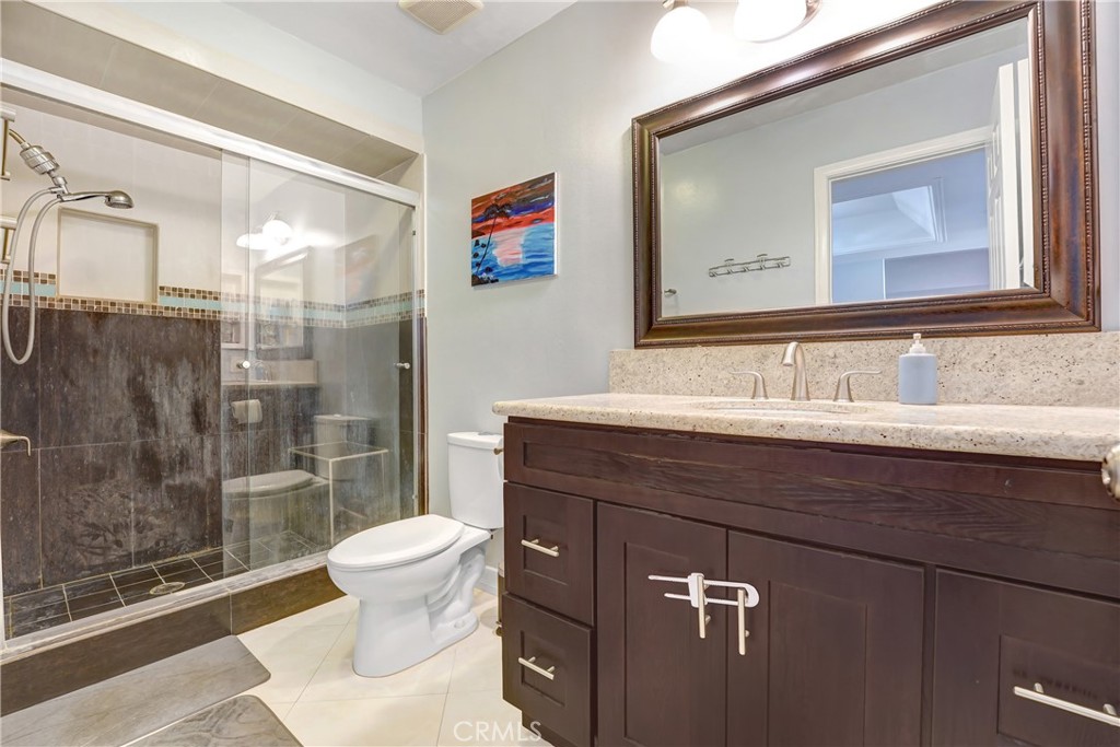 8593 Village Ln Property Photo 5