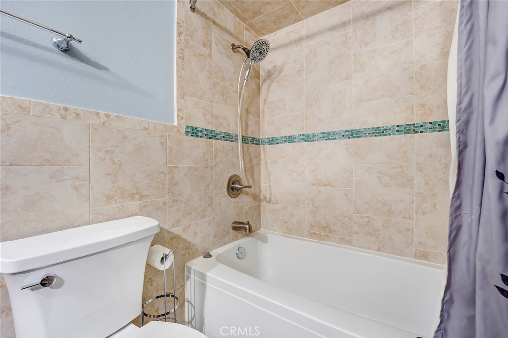 8593 Village Ln Property Photo 12