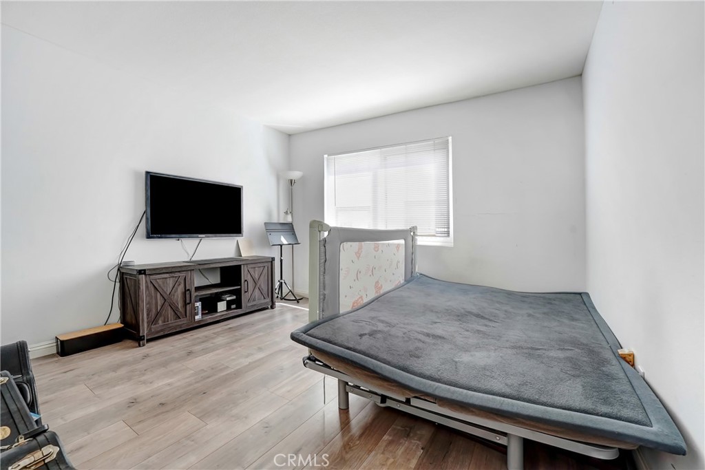 8593 Village Ln Property Photo 13