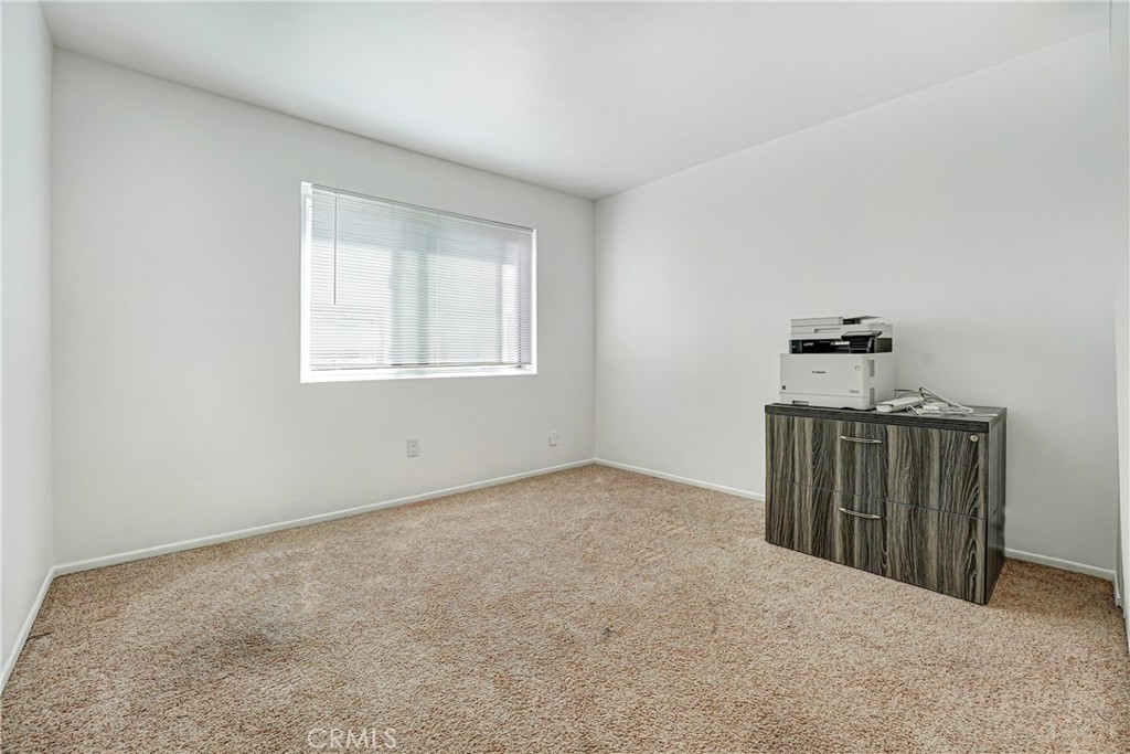 8593 Village Ln Property Photo 15