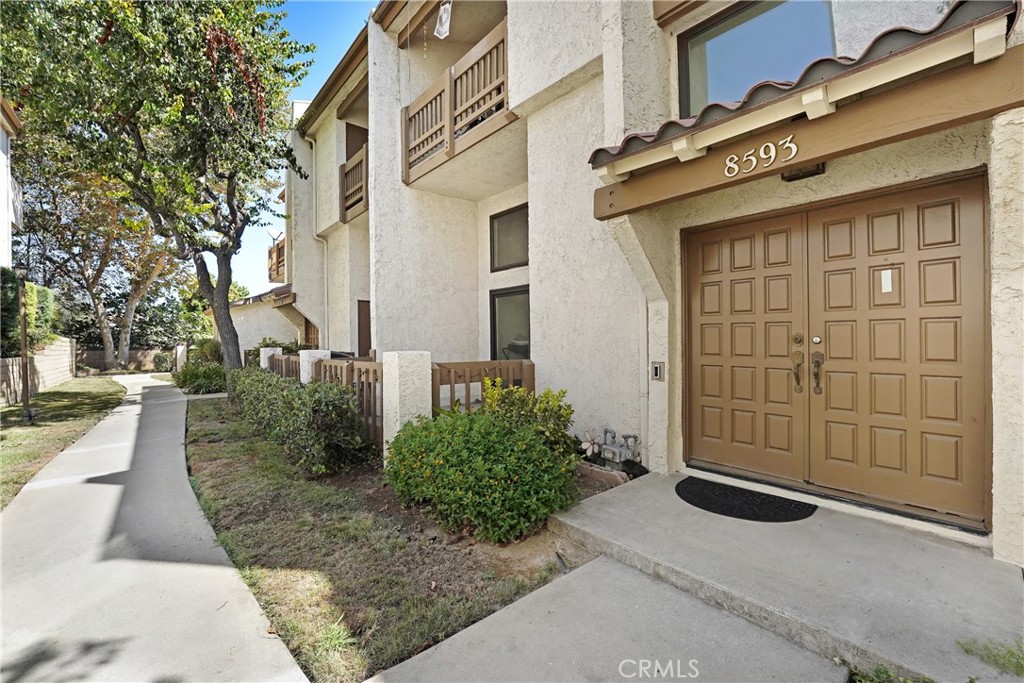 8593 Village Ln Property Photo 18