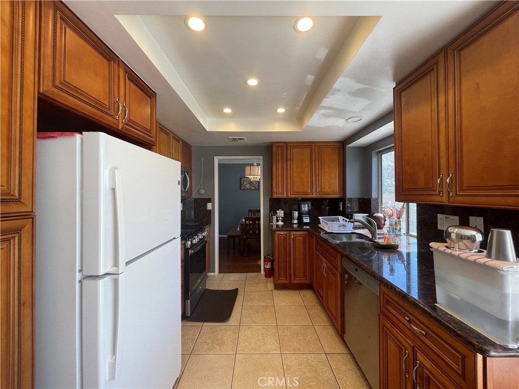 3083 Sundance Court Property Photo 11