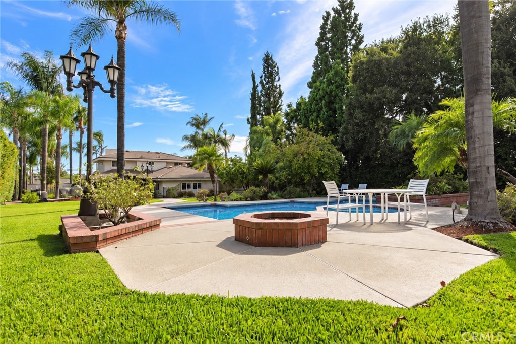 1145 E Sierra Madre Avenue Property Photo 18