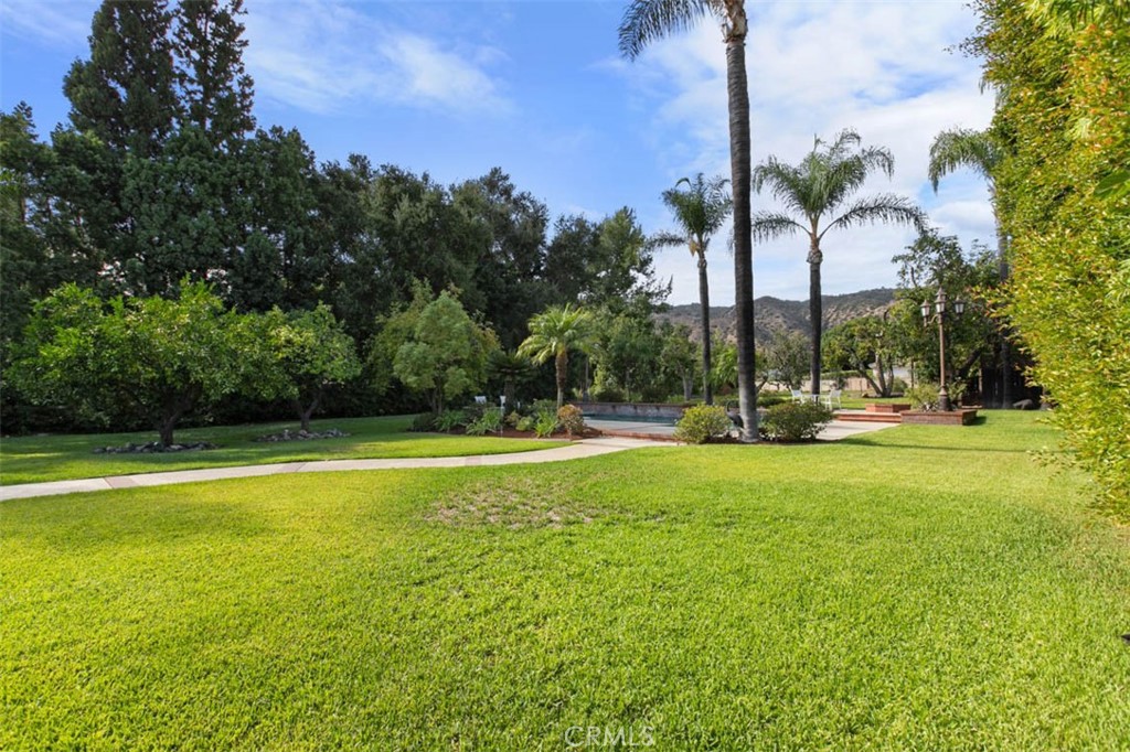 1145 E Sierra Madre Avenue Property Photo 19