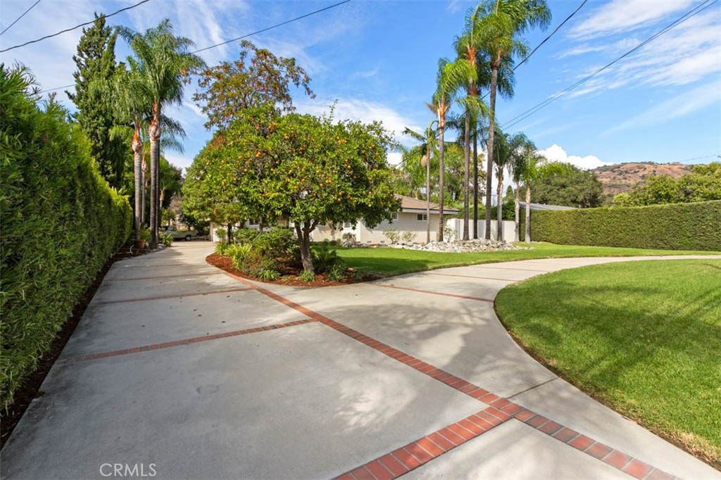 1145 E Sierra Madre Avenue Property Photo 44