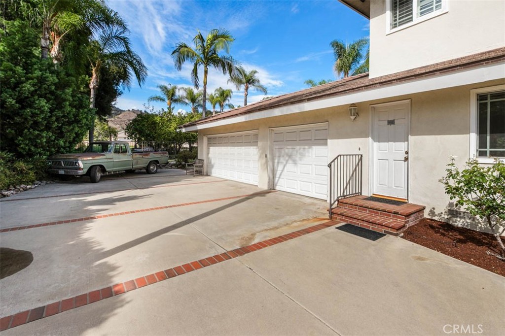 1145 E Sierra Madre Avenue Property Photo 46