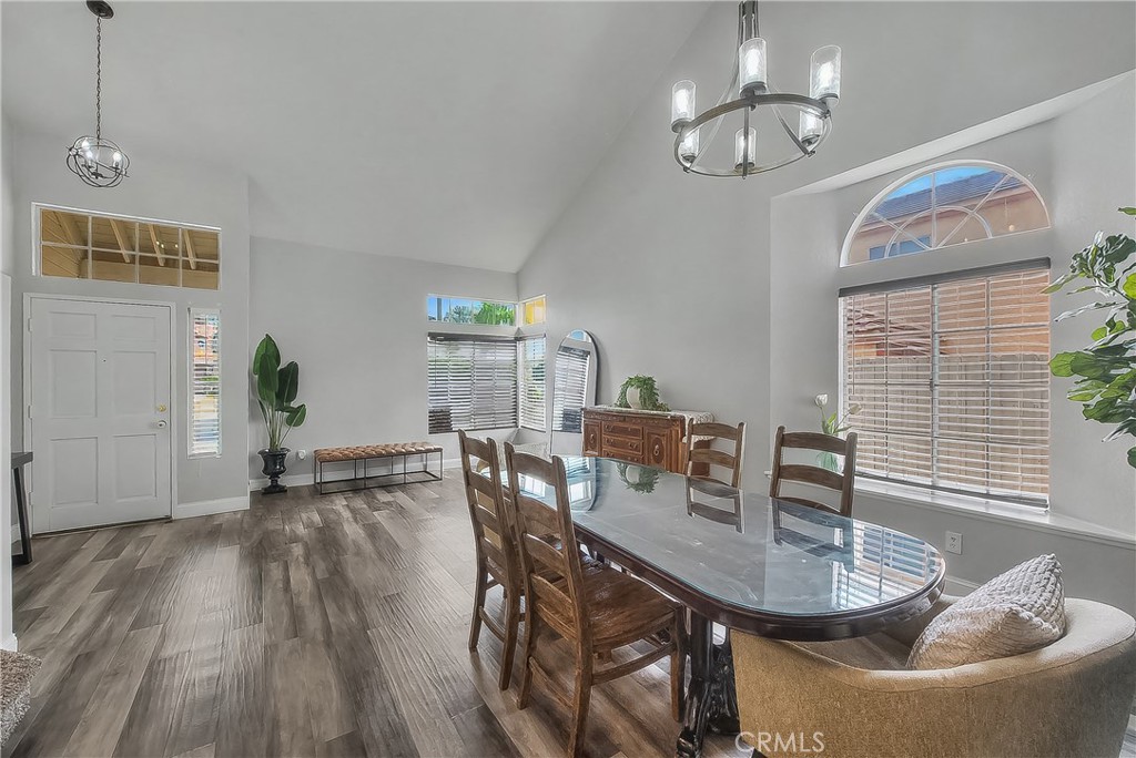 12425 Brewster Property Photo 8