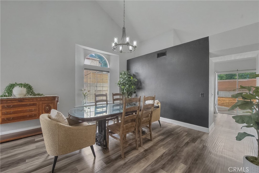 12425 Brewster Property Photo 9