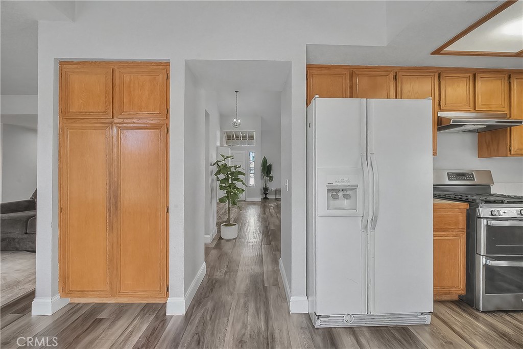 12425 Brewster Property Photo 21