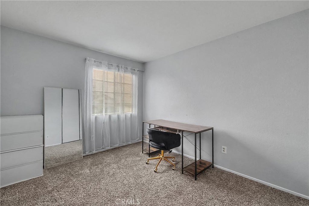 12425 Brewster Property Photo 39