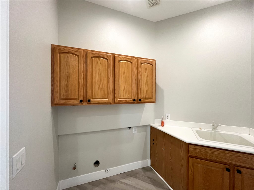 512 Brooklawn Property Photo 11