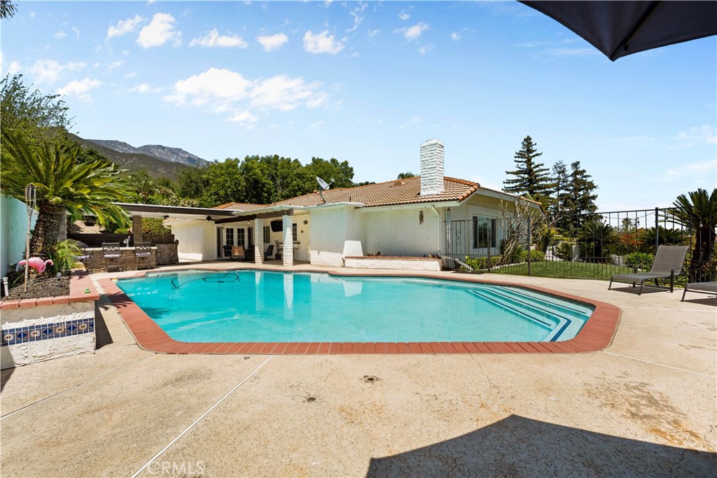 2485 San Mateo Drive Property Photo 38