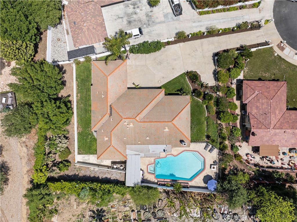 2485 San Mateo Drive Property Photo 48