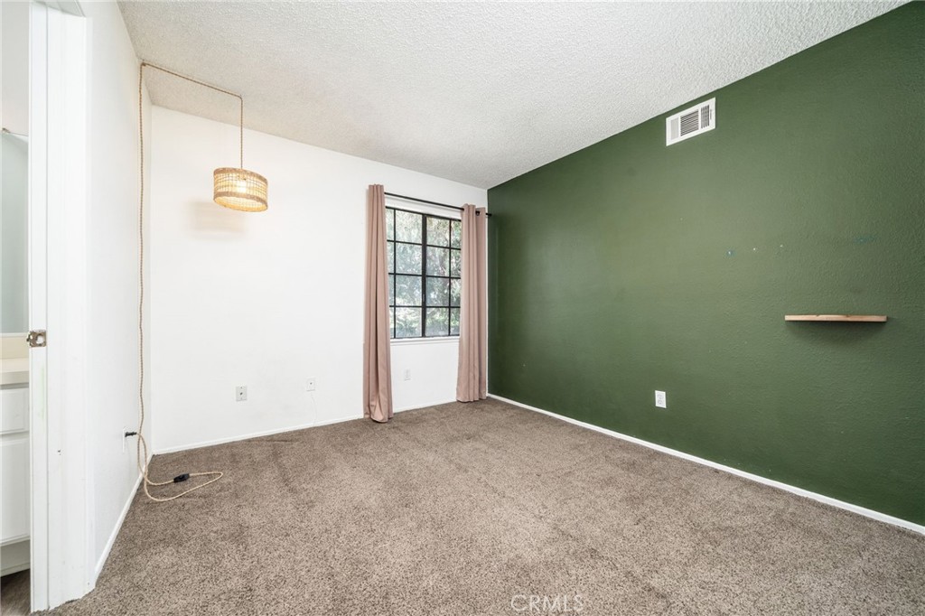 8711 Pine Crest Place Property Photo 27