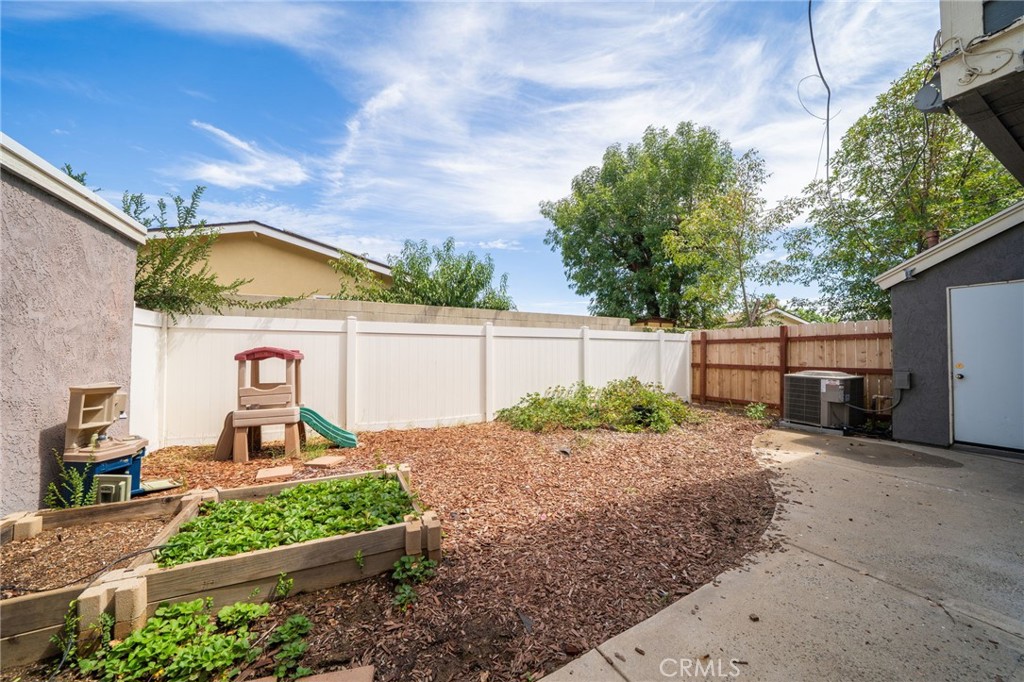 8711 Pine Crest Place Property Photo 34