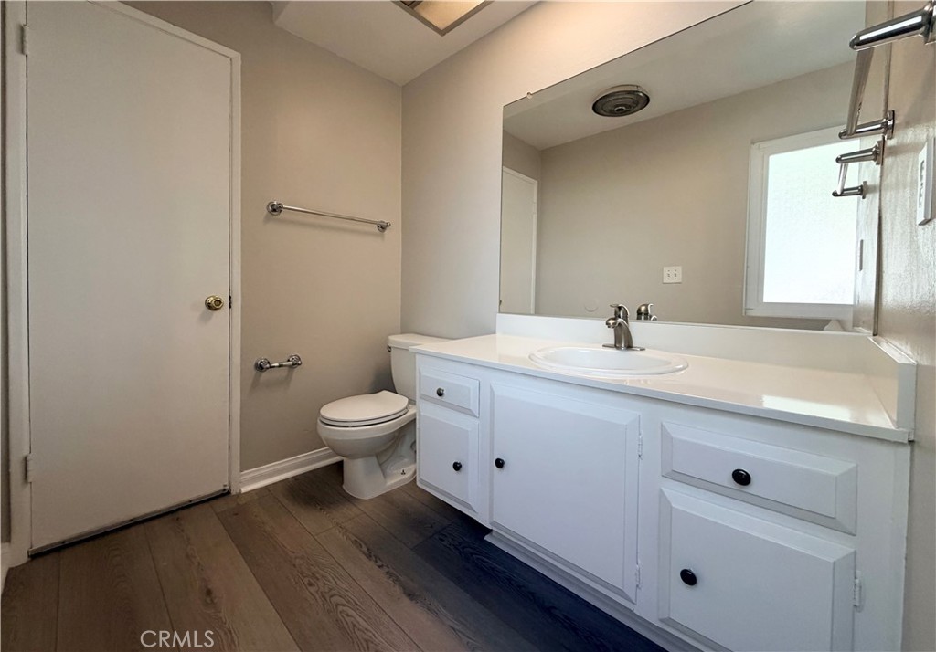 1194 Eddington Street Property Photo 9