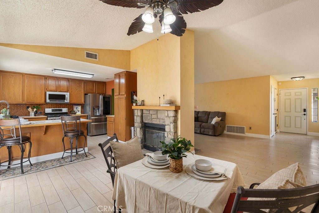 2569 W Plaza Serena Drive Property Photo 8