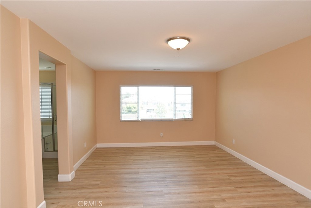 8011 Sea Salt Avenue Property Photo 9
