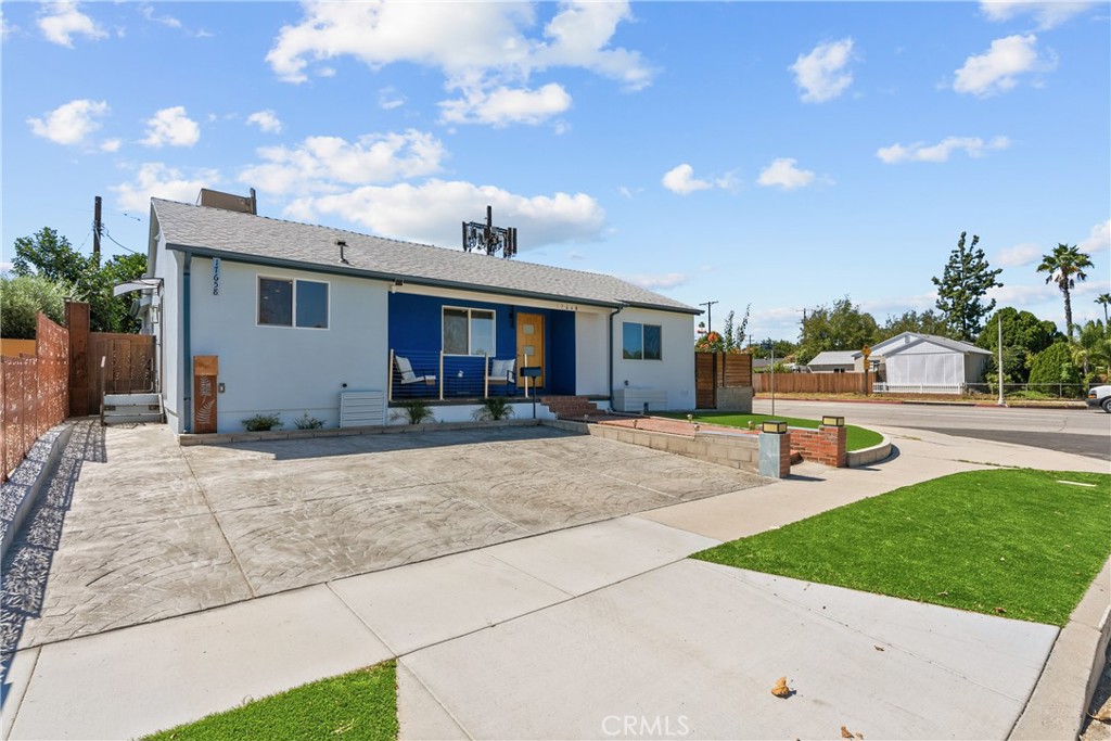 17660 Martha Property Photo 6
