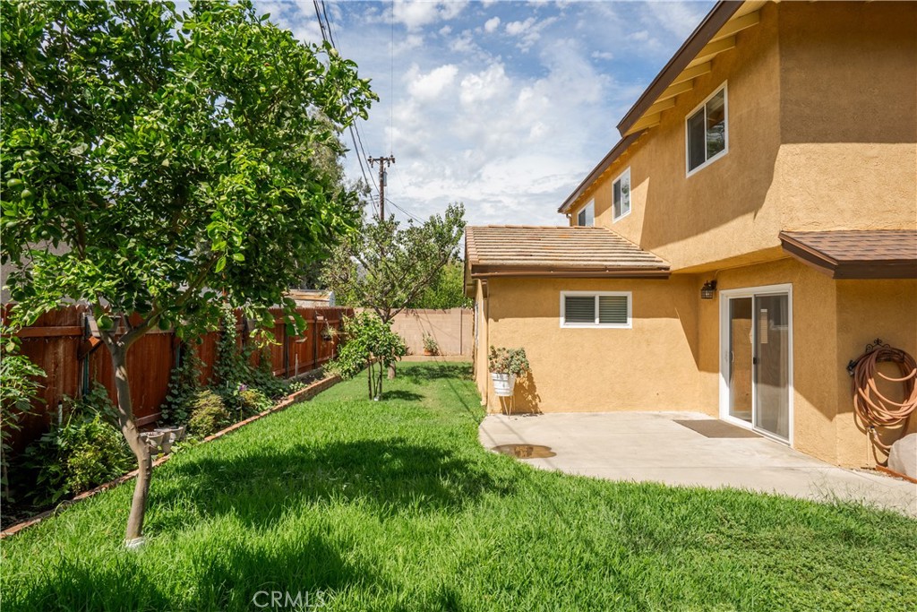 403 N Shaftesbury Property Photo 36