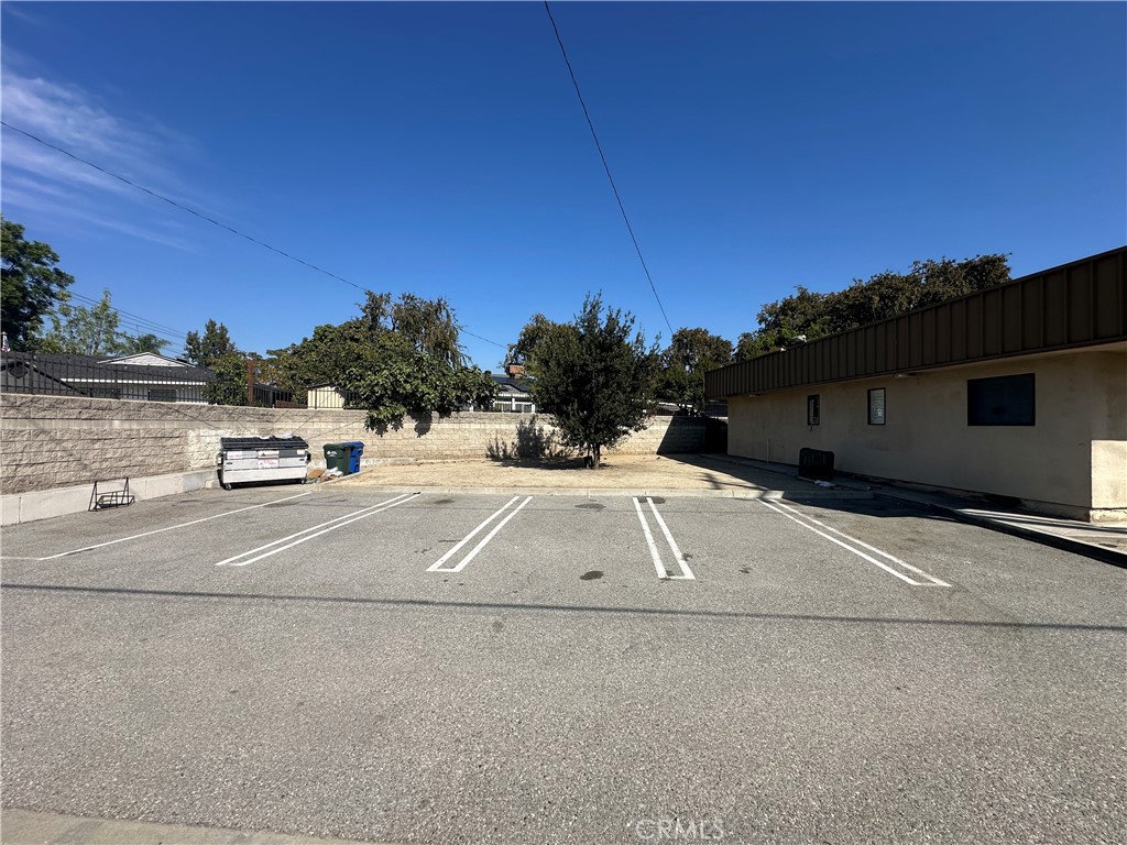 2005 N Garey N Property Photo 13