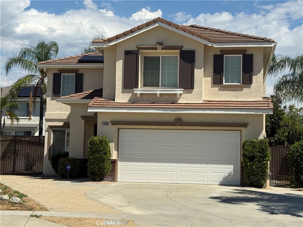 7125 Ravenswood Property Photo 1