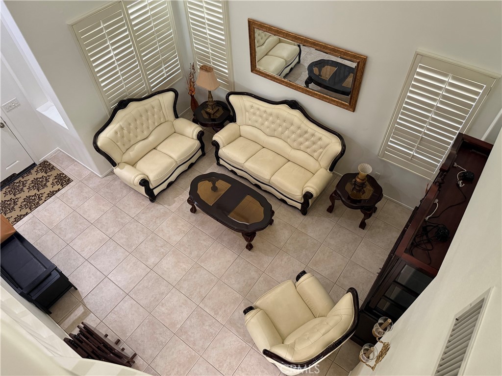 7125 Ravenswood Property Photo 9