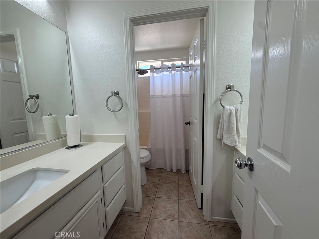 7125 Ravenswood Property Photo 24