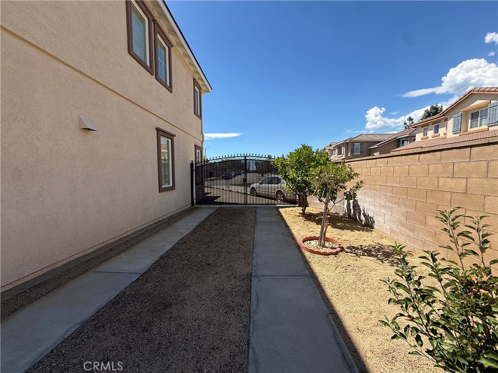 7125 Ravenswood Property Photo 31